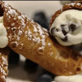 Large Cannoli